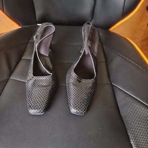 AEROSOLES SLINGBACK HEELS